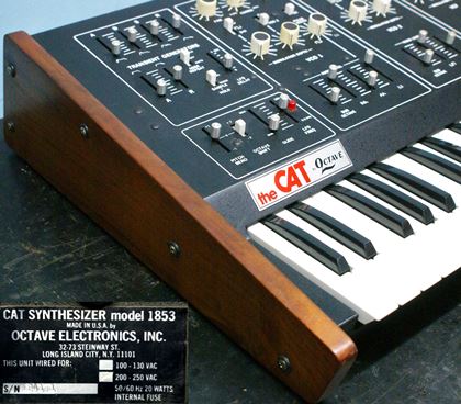 Octave-Cat SRM Model 1853 (UK voltage)